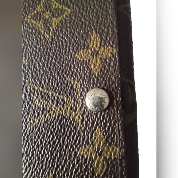 NEW ARRIVAL - LV Authentic Vintage Monogram 4 Key Ring Pouch - Picture 1 of 5